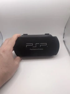 PlayStation Portable Hardcover Disc Case - Picture 1 of 4