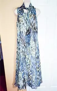 NEWPORT NEWS SLEEVELESS LONG BLUE ANIMAL PRINT BUTTON DOWN DRESS W/ SCARF - SZ 8 - Picture 1 of 1