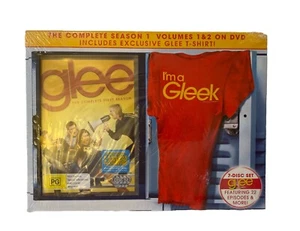 GLEE Complete First Season (2010) ~ 7 Disc Set & I’m A Gleek T-shirt ~ NEW - Picture 1 of 7