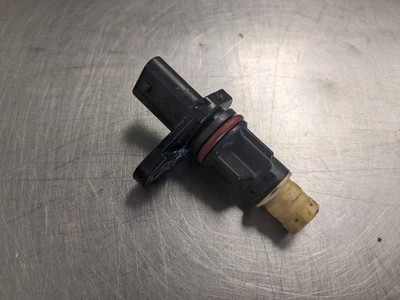 Sensor de posición del cigüeñal de Chevrolet Malibu Limited 2016 2,5 Foto 1 de 3