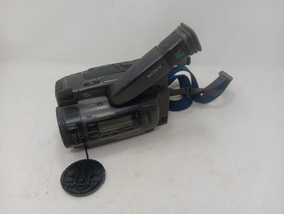 Sony Handycam CCD-TR700 Hi8 Camcorder (For Parts or Repair) - Image 1 of 4
