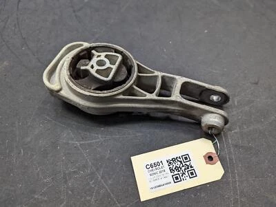 Soporte de montaje inferior de transmisión 2018 Chevrolet Sonic 95350019 14 2015 2016-2020 Foto 1 de 4