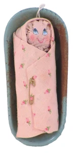 Childs Bath Soap Doll in Tin Bathtub Soap Dish Japan Vintage Collectors - Picture 1 of 8