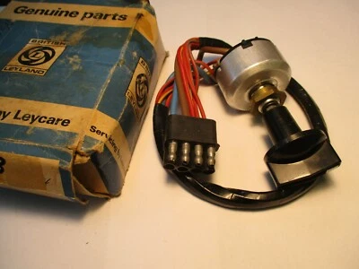 Interruptor de faros 1974-1979 Jaguar XJ6, XJ6C, XJ12, XJ12C, XJS NUEVO MONTAJE C46318 Foto 1 de 4