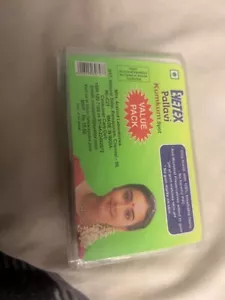 Eyetex Pallavi Spot Gopi (G1-11 mm) Sticker Kumkum 36 spots - Picture 1 of 2