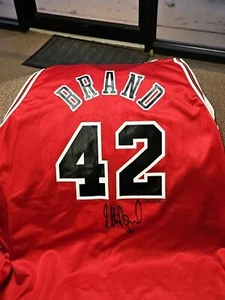ELTON BRAND Signed Chicago Bulls #42 Champion Jersey w/Tags Fleer Auth Auto #ed - Picture 1 of 5