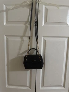 Michael Kors Umhängetasche Handtasche schwarz gold Metallakzente neu ohne Etikett - Bild 1 von 6