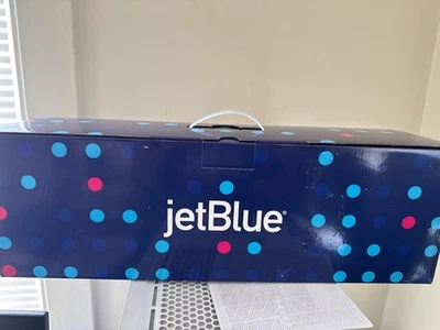 MODELO SKYMARKS PREMIUM (SKR8391) JETBLUE A320 ESCALA 1:100 CON ENGRANAJE Y SOPORTE Foto 1 de 3