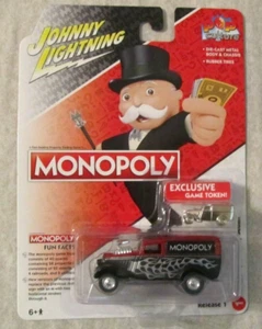 Johnny Lightning Pop Culture Monopoly 1933 WYLLIS DELIVERY SEDAN W / Token NIP - Picture 1 of 2