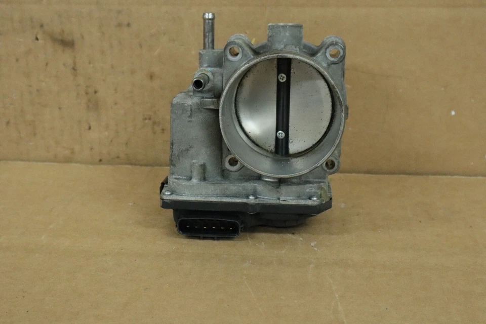 2013 2014 Nissan NV1500 4.0L Engine Throttle Body Control Unit OEM 161197S00 - Image 1 of 4