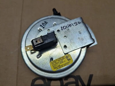 Carrier Bryant TRIDELTA PPS10026-2226 Air Pressure Switch 20011130 - Image 1 of 4