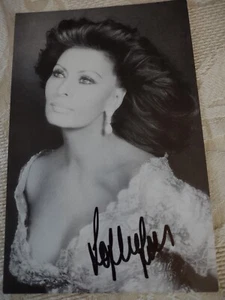 Foto firmada copia vintage de la actriz Sophia Loren BW 6"x4" por Angelo Frontoni Roma - Imagen 1 de 4