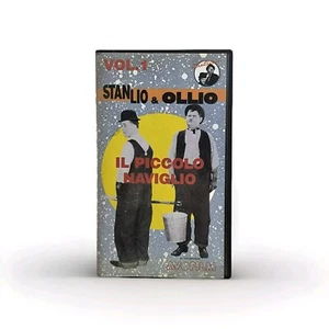 VHS Laurel & Hardy (Stanlio & Ollio) Vol.1 • Il Piccolo Naviglio • AVO FILM '89 - Foto 1 di 4