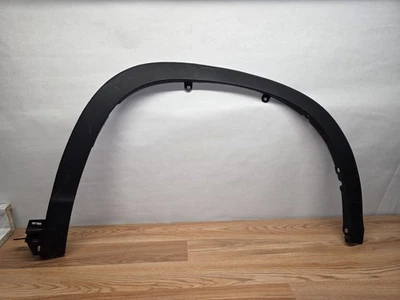 2014 2015 2016 2017 2018 TOYOTA HIGHLANDER FRONT RIGHT SIDE FENDER FLARE - Image 1 of 4