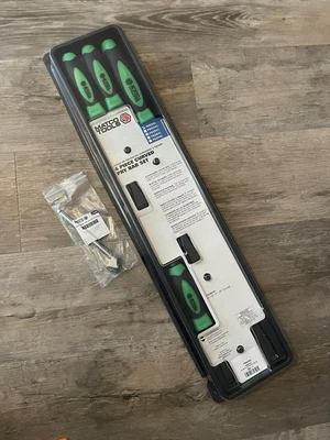 Новый Matco 4 шт. Зеленый Изогнутый Наконечник Prybar Набор в Лотке для Хранения (8,12,17,25") и Шина Gge - Изображение 1 из 4