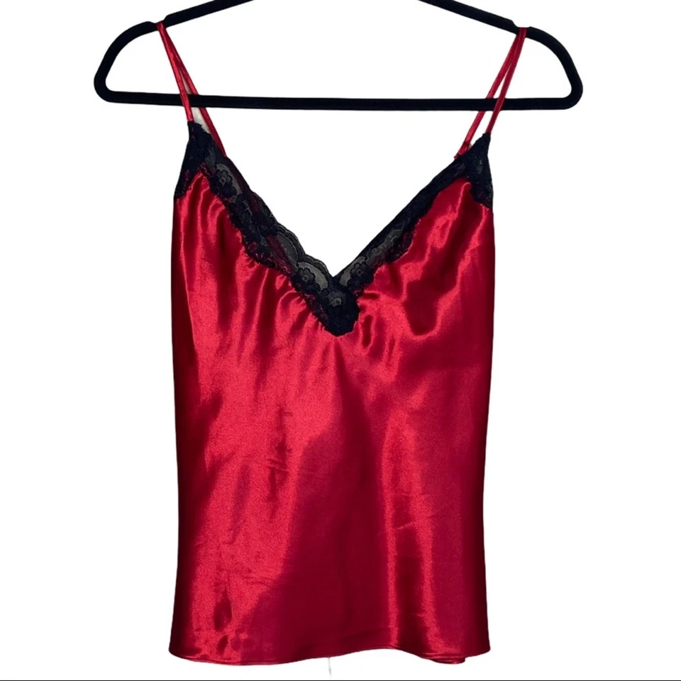 Fredericks of Hollywood Red Lace Camisole Women's Size Medium - Imagem 1 de 4