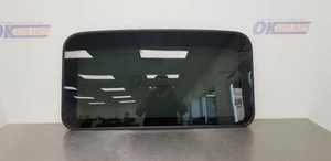 18 GMC SIERRA 1500 SUNROOF MOONROOF GLASS - Picture 1 of 12
