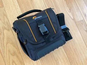 Genuine Lowepro Soft Camera Bag. - Picture 1 of 12
