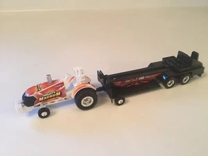1:64 Case IH Mighty Magnum Puller Tractor and Sled Set By Ertl - Picture 1 of 8