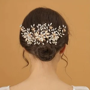 Bride Rhinestone Pearl Hair Comb Retro and Modern Wedding Hair Side Combs - Picture 1 of 15