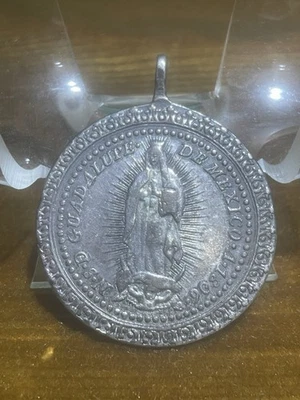 Medaglia religiosa Guadalupa Messico XIX secolo d'argento - Immagine 1 di 4