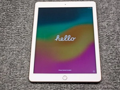 Apple iPad 6-го поколения A1893 32GB белый/золото 9,7» сенсорный экран планшетов - Изображение 1 из 3