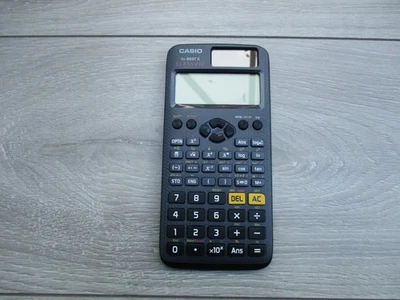 Casio FX-85GT X Classwiz Scientific Calculator Dual Power Black VGC - Image 1 of 4