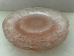 Vintage CHERRY BLOSSOM Jeannette Pink Depression Glass 4pcs DINNER PLATES #2 - Picture 1 of 8