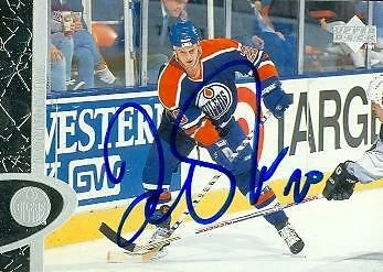 David Oliver autographed Hockey Card (Edmonton Oilers) 1996 Upper Deck #60 - Image 1 of 1