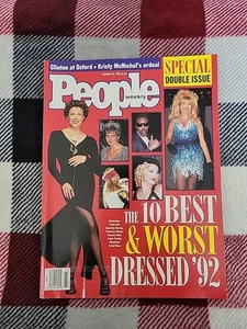 People Mag 26.10.1992 The 10 Beat & Worst Dressed '92 Special Double Issue Ln - Bild 1 von 24