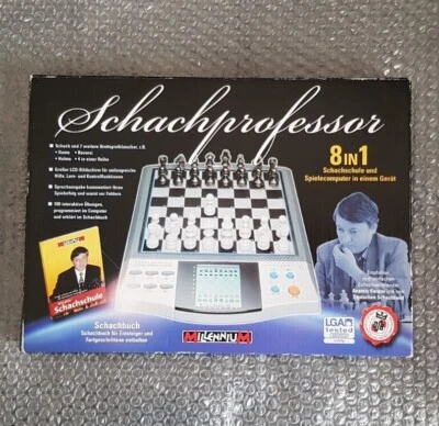 Millenium Sprechende Schachschule SchachComputer 8 in 1 Spiel  Karpov mit Buch - Bild 1 von 4