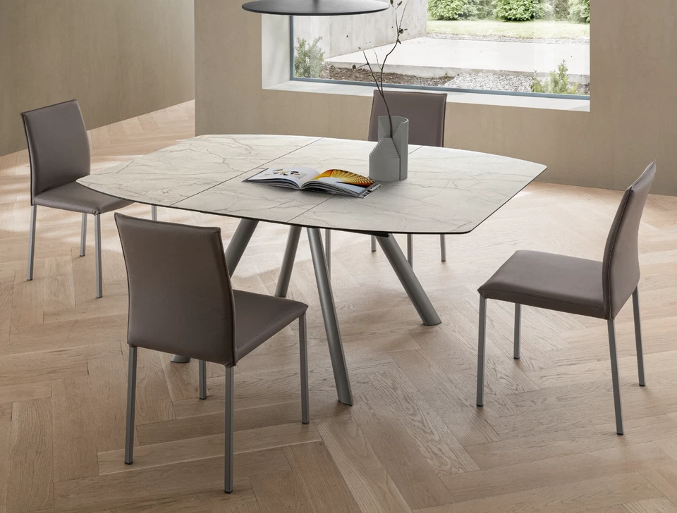 TAVOLO NEL FISSO/ALLUNGABILE PIANO A BOTTE IN HPL STRATIFICATO BASE METALLO LP - Immagine 1 di 4