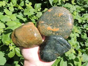 3 SELTENES MYSTERY MATERIAL grüne Steine mit Kristallen aus Oregon (3 Pfund + insgesamt) - Bild 1 von 24
