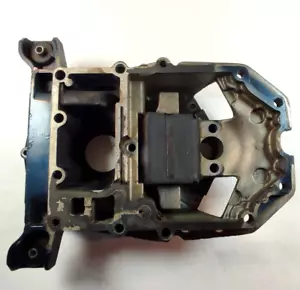 0331037 ADAPTER, Exhaust housing 0395755 RUBBER MOUNT Evinrude / Johnson 88-115 - Picture 1 of 18