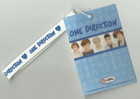 ONE DIRECTION blue on white - 2012 OFFICIAL merch GUMMY WRISTBAND new 1D