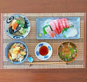 Japanese Breakfast Set for 2, 16-Piece Sendan Tokusa – Inspired by Ryokan Style - Picture 1 of 23