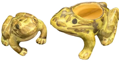 2 BRUSH RANAS MCCOY MANCHAS VERDES MARRONES FLOR RANA MACETA JARDÍN CAPRICHOSO 1930S Foto 1 de 4