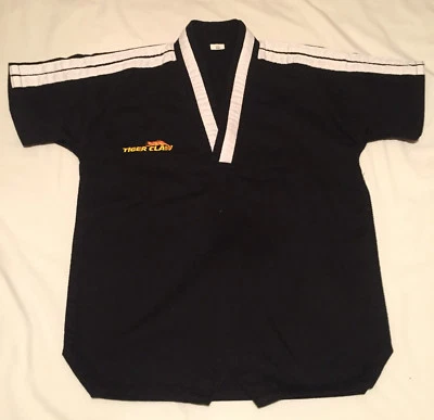 Uniforme Tae Kwon Do leve garra de tigre Gi preto tamanho 00 ou meninos 8 médio - Imagem 1 de 4