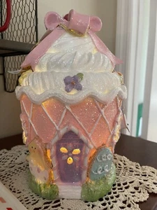 Raz Easter LED Lighted Pastel Gingerbread Style Cupcake House NWT - Picture 1 of 7
