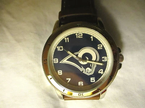 **LOS ANGELES RAMS Wrist Watch - NEW** Cover
