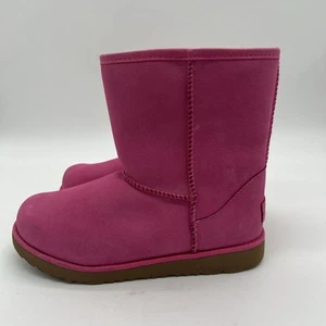 UGG Women’s Essential Short Pink Fashion Boots Size 4~New W/O Box - Picture 1 of 11