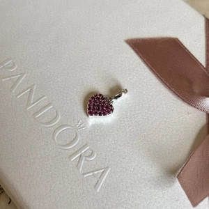 Pandora Me - Pink CZ Heart Mini Dangle Charm - Picture 1 of 5