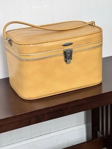 Vintage Luggage Sears Featherlite Mustard Plane Case Vanity Very Good Condition - Picture 1 of 12