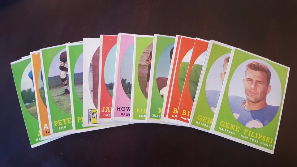 1958 topps football cards #61 to #132, complete your set - Image 1 of 1