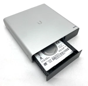 UBIQUITI NETWORKS ~UCK-G2-PLUS~ UNIFI CLOUD KEY 1TB HDD RESET DI FABBRICA + FORMATTATO - Foto 1 di 10