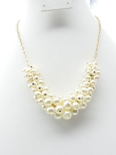 OFF WHITE Collana Catena Cluster Ann Taylor Factory Off Bianco Finta Perla Perla Perla Vintage