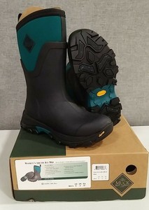 teal muck boots
