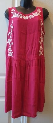 Encantador vestido campesino boho bordado sin mangas Charlie para mujer talla grande Foto 1 de 4