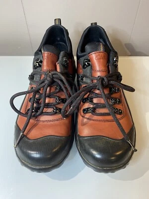Mujeres Clarks Muckers Cordones Impermeable Cuero Goma Talla 6 M BRN Pato Jardinería Foto 1 de 4