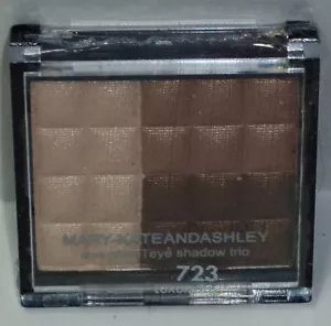 Mary-Kate And Ashley Eye Glam Eye Shadow Trio LUXURIOUS #723 - Picture 1 of 1